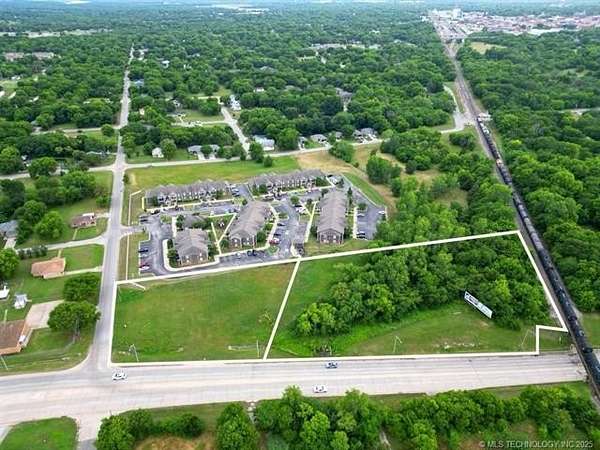 1.53 Acres of Commercial Land for Sale in Ardmore, Oklahoma