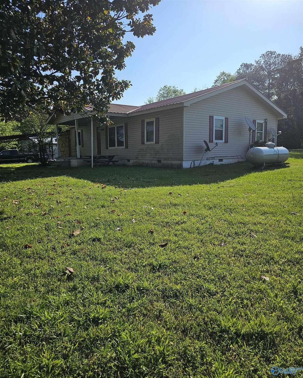 6.7 Acres of Land with Home for Sale in Fort Payne, Alabama