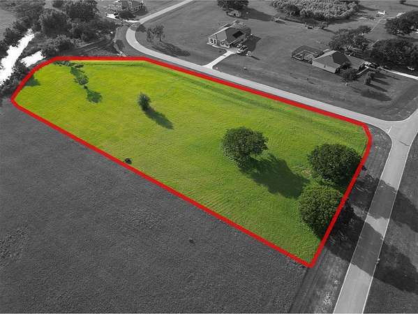 2.8 Acres of Residential Land for Sale in Groveland, Florida