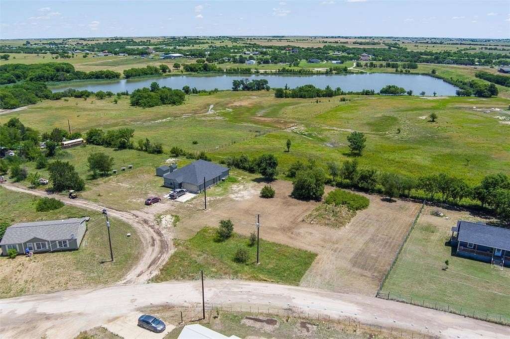 0.25 Acres of Residential Land for Sale in Decatur, Texas
