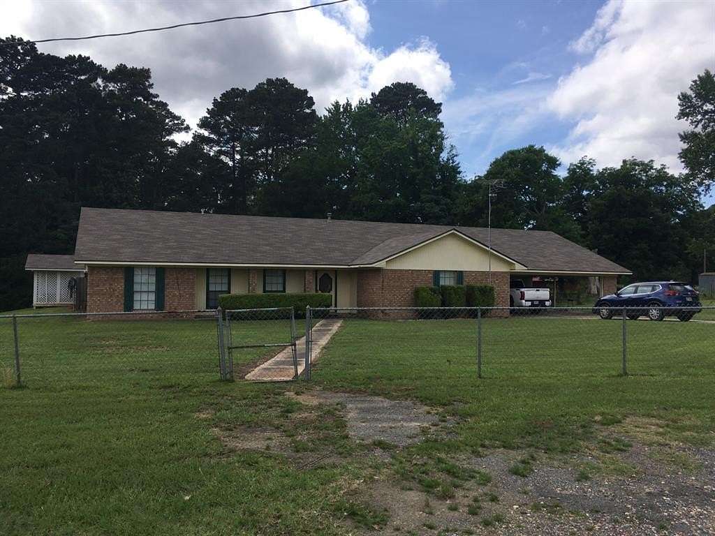 1.55 Acres of Residential Land with Home for Sale in Haughton, Louisiana