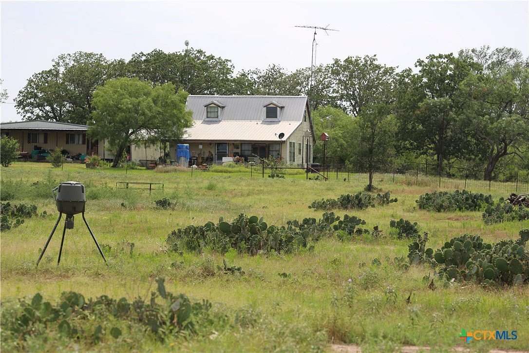 25 Acres of Land with Home for Sale in Waelder, Texas