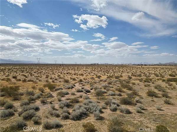 40 Acres of Land for Sale in Adelanto, California