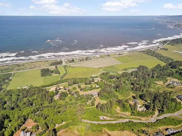 6 Acres of Residential Land for Sale in Smith River, California