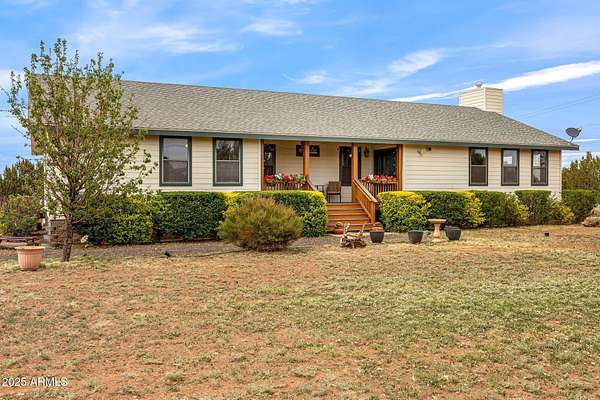 3.79 Acres of Residential Land with Home for Sale in Show Low, Arizona