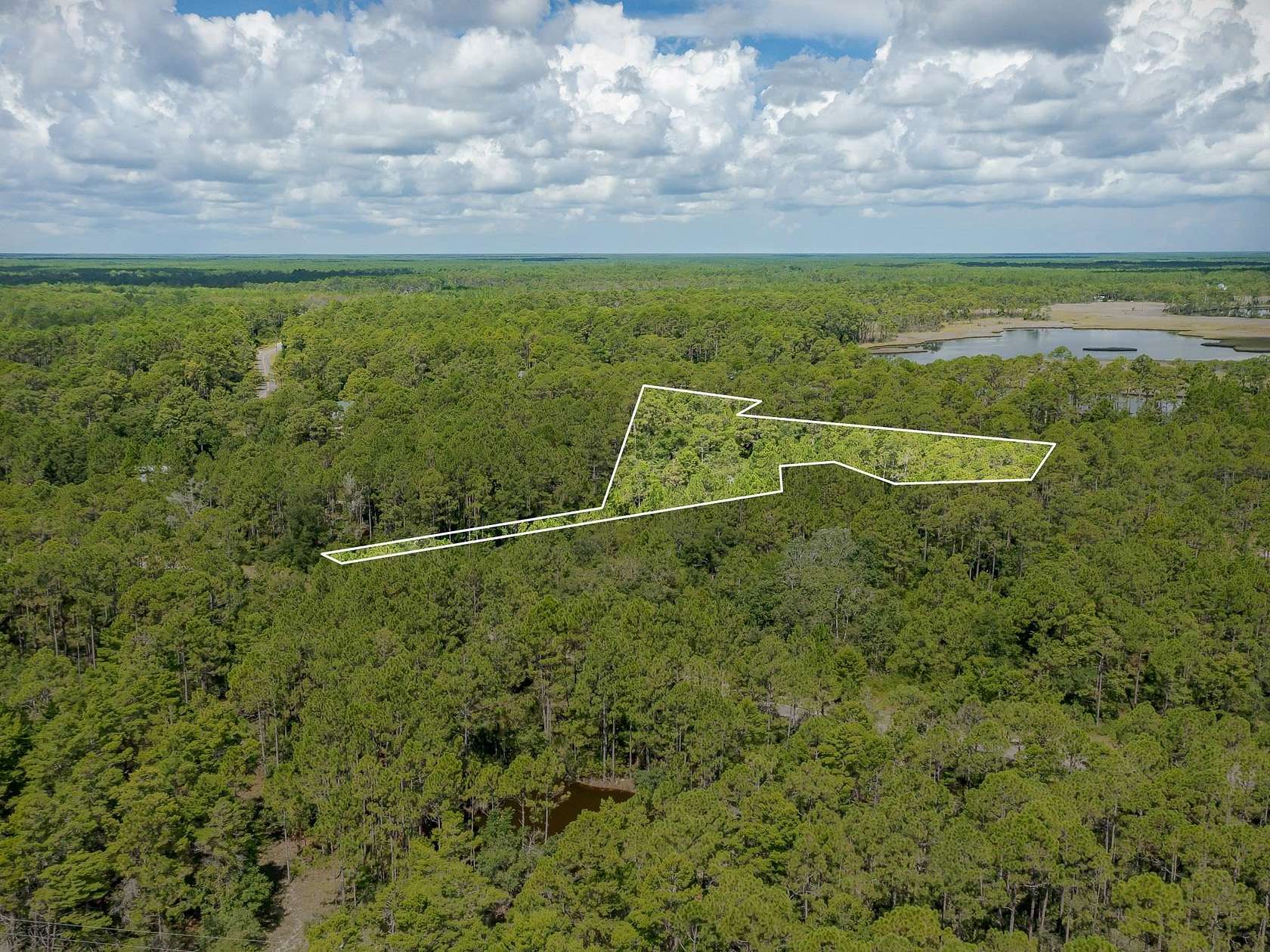 1 Acre of Land for Sale in Carrabelle, Florida