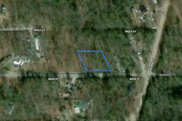 0.32 Acres of Residential Land for Sale in Kissee Mills, Missouri