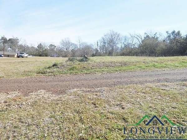 0.92 Acres of Commercial Land for Sale in Henderson, Texas