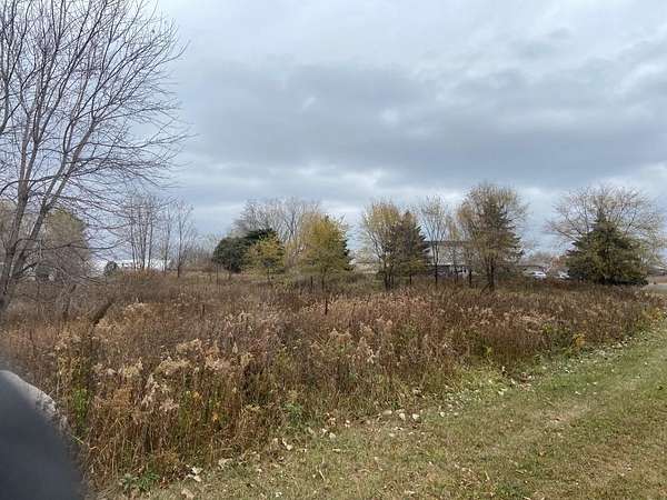 0.96 Acres of Commercial Land for Sale in Inver Grove Heights, Minnesota
