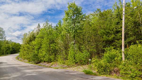 1.86 Acres of Residential Land for Sale in Orono, Maine