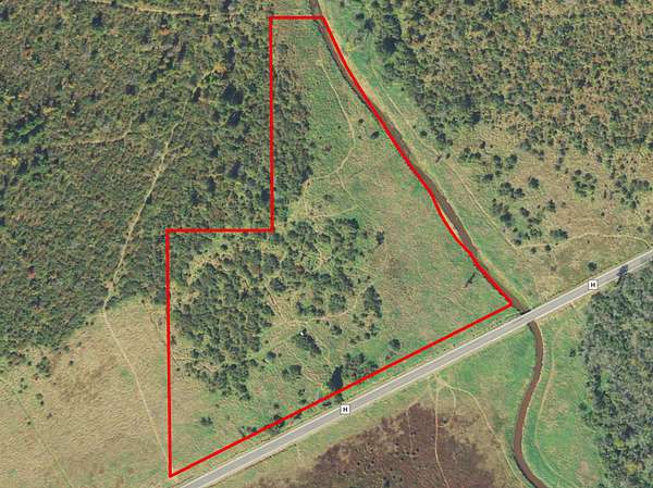 22 Acres of Recreational Land for Sale in Poy Sippi, Wisconsin