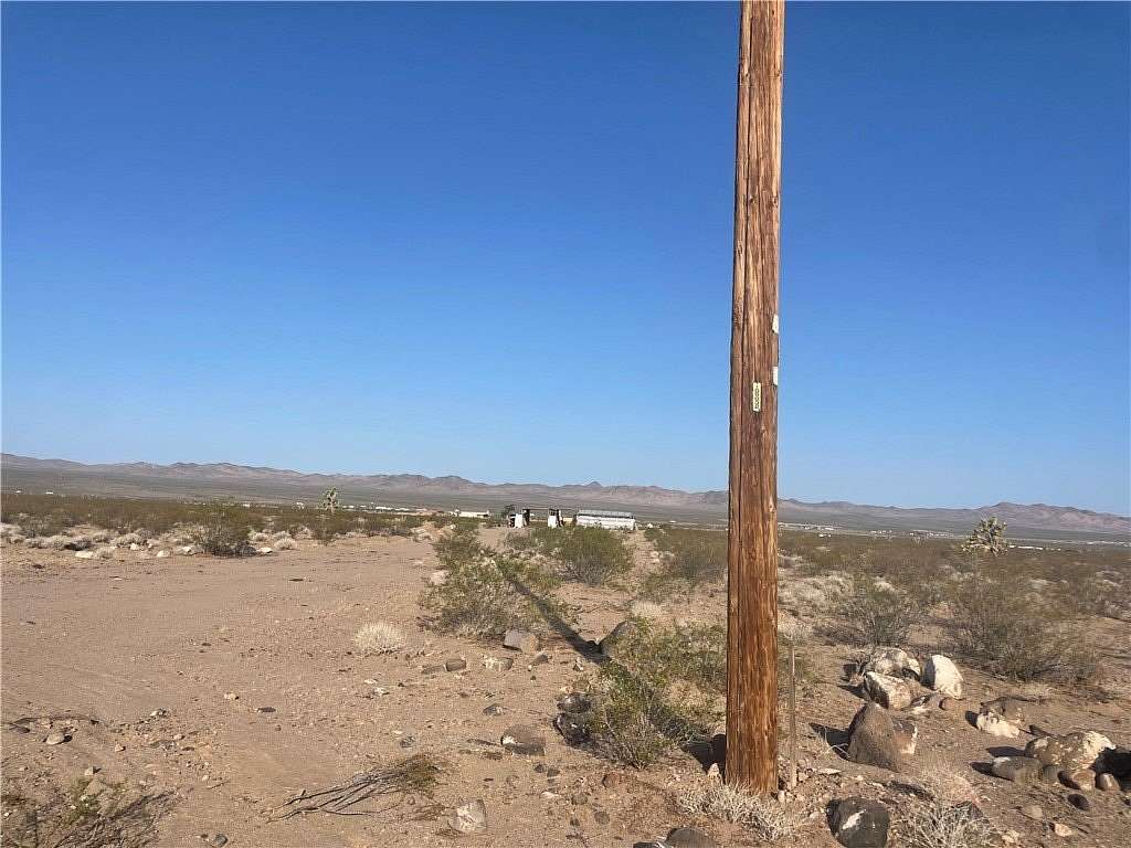4.72 Acres of Land for Sale in White Hills, Arizona