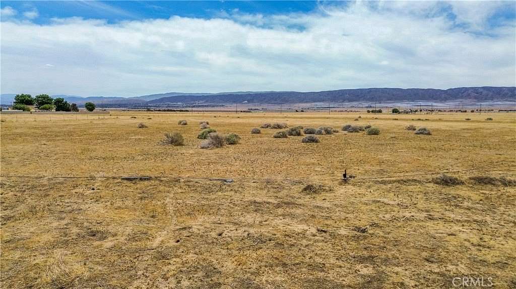 5 Acres of Residential Land for Sale in Lancaster, California