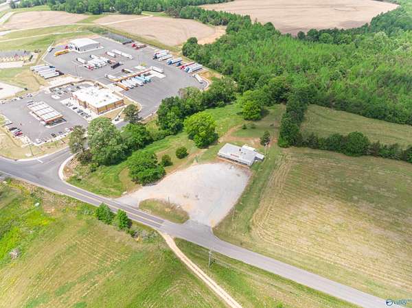 4.3 Acres of Commercial Land for Sale in Hamilton, Alabama