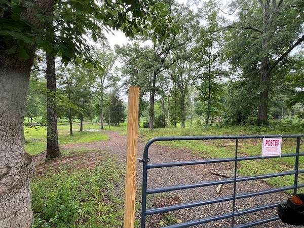 1.5 Acres of Land for Sale in Eatonton, Georgia