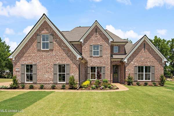 0.75 Acres of Residential Land with Home for Sale in Hernando, Mississippi