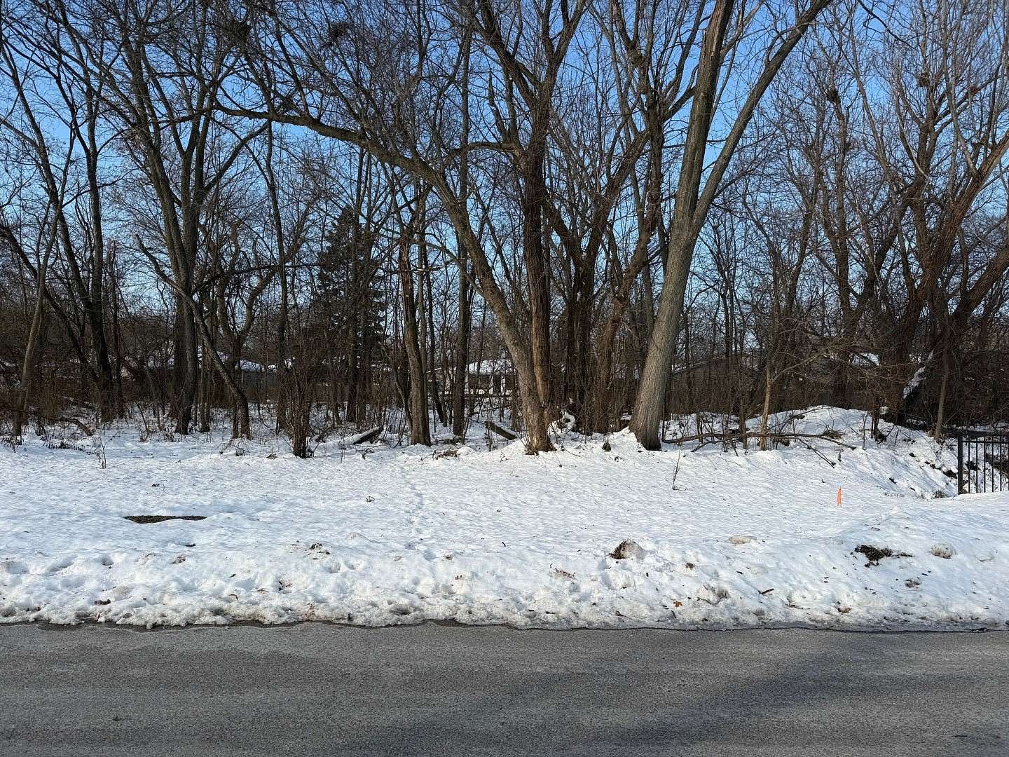 0.33 Acres of Residential Land for Sale in Beach Park, Illinois