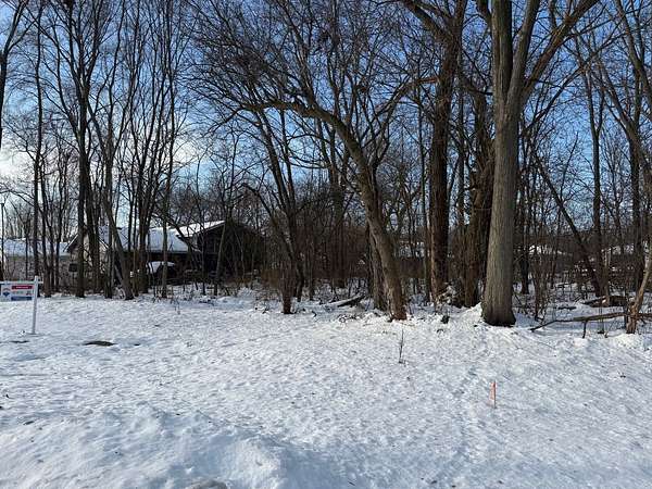 0.33 Acres of Residential Land for Sale in Beach Park, Illinois