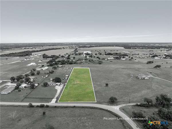 2 Acres of Improved Residential Land for Sale in West, Texas