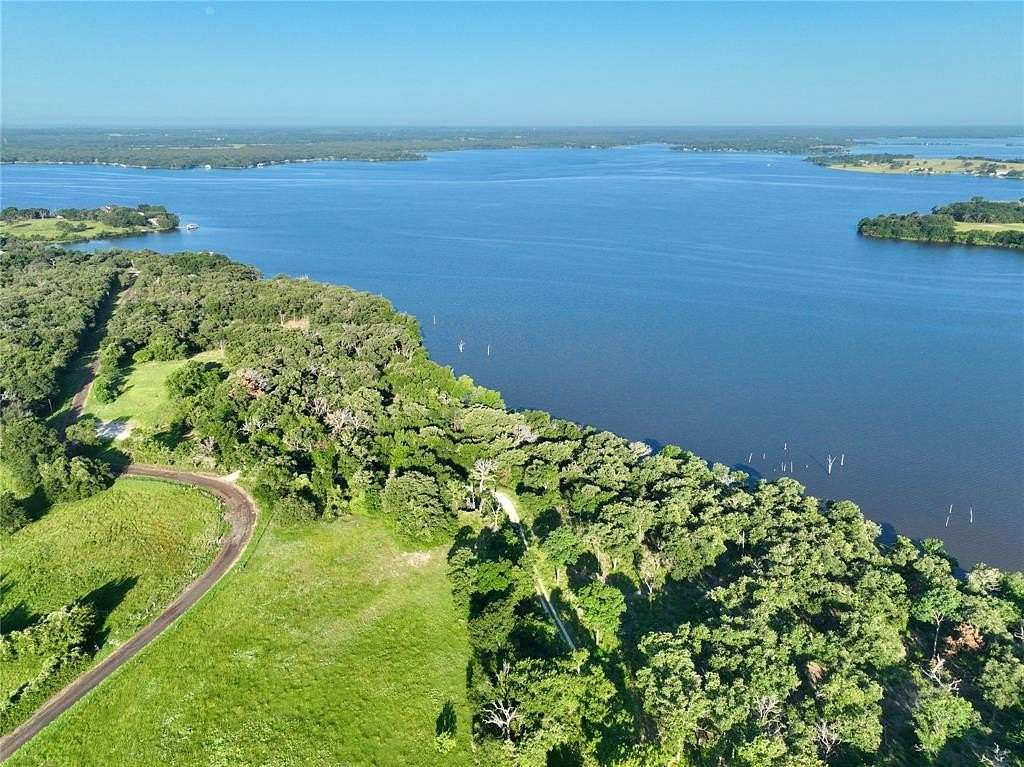 1.12 Acres of Residential Land for Sale in Jewett, Texas