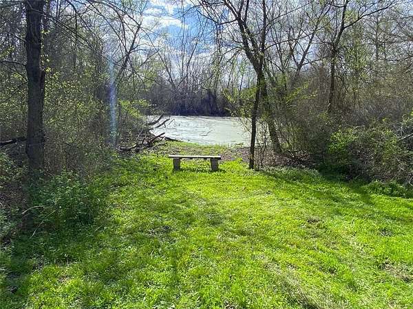 20 Acres of Agricultural Land with Home for Sale in Streetman, Texas