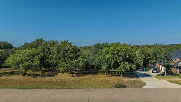 2 Acres of Residential Land for Sale in Cedar Hill, Texas