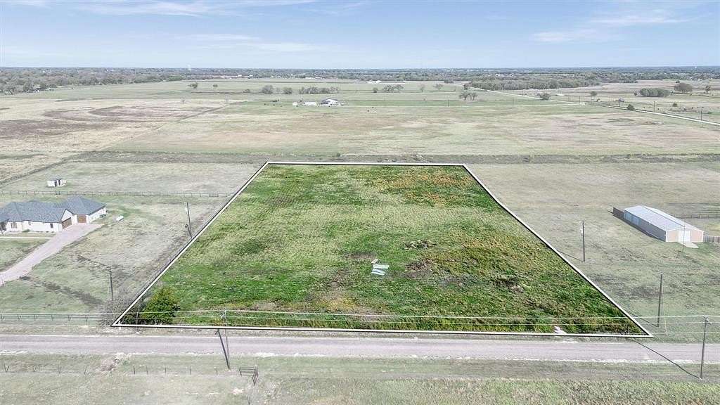 3.69 Acres of Residential Land for Sale in Whitesboro, Texas