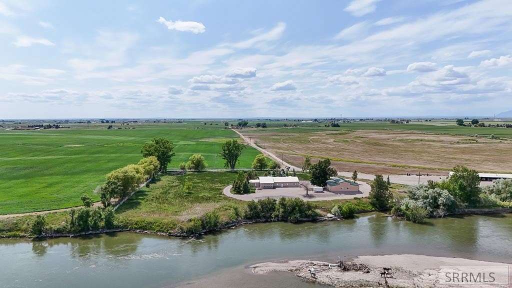 5 Acres of Residential Land with Home for Sale in Pingree, Idaho