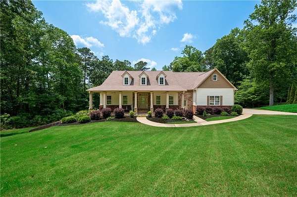 2.89 Acres of Residential Land with Home for Sale in Hiram, Georgia