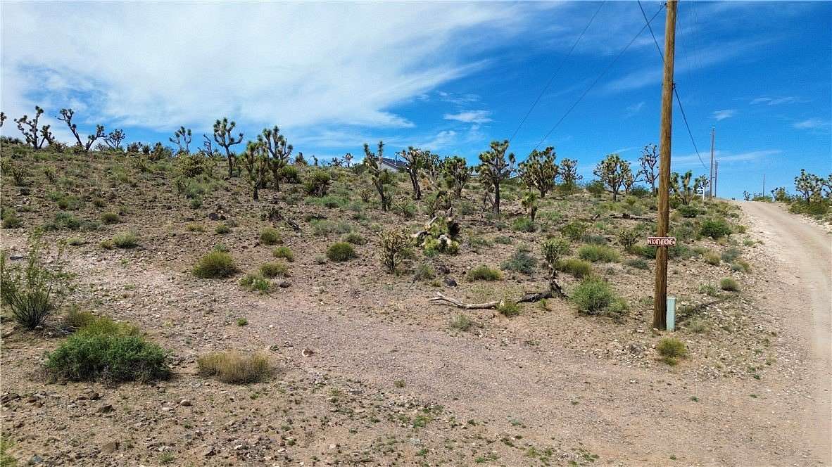 1 Acre of Residential Land for Sale in Dolan Springs, Arizona