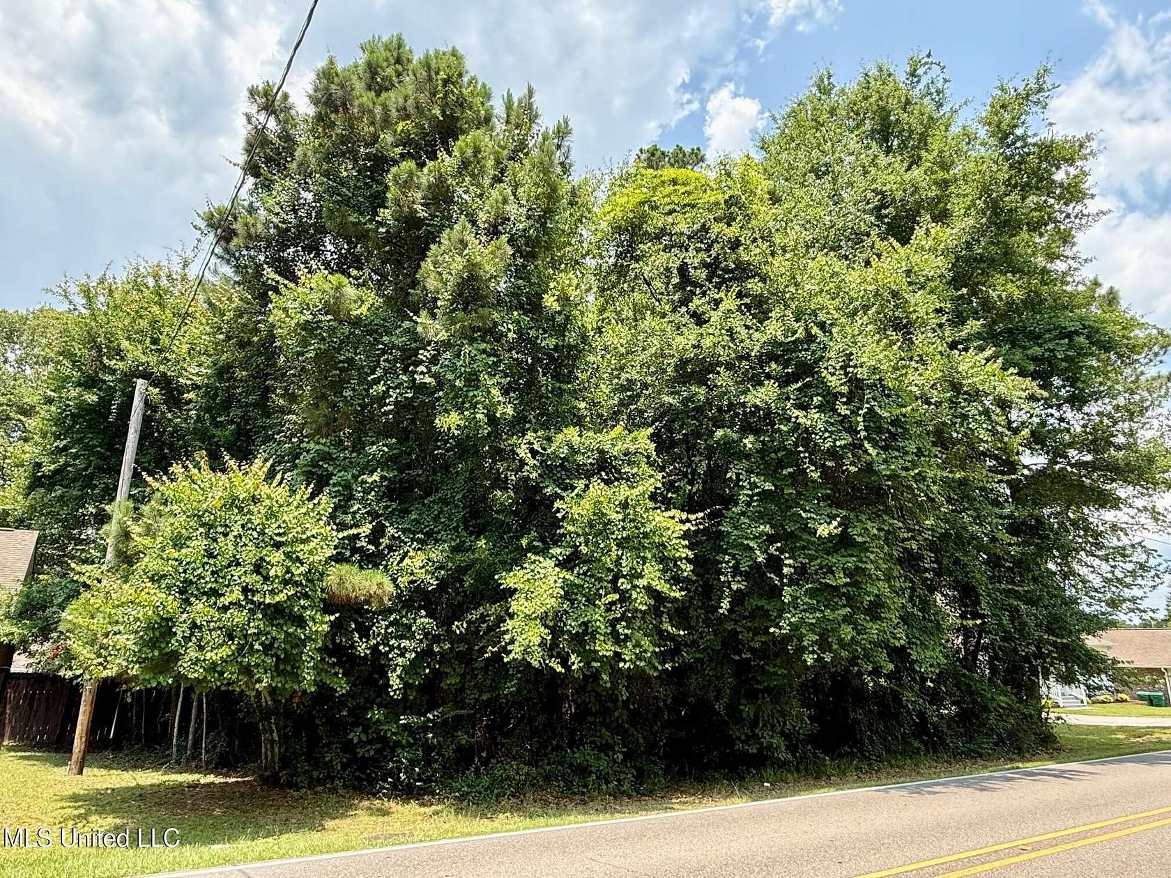 0.27 Acres of Residential Land for Sale in Diamondhead, Mississippi