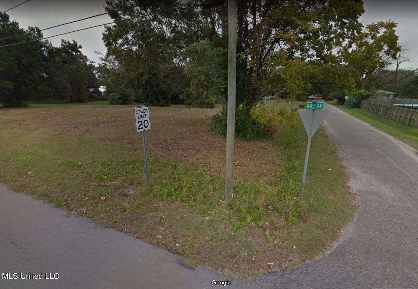 0.46 Acres of Commercial Land for Sale in Gulfport, Mississippi