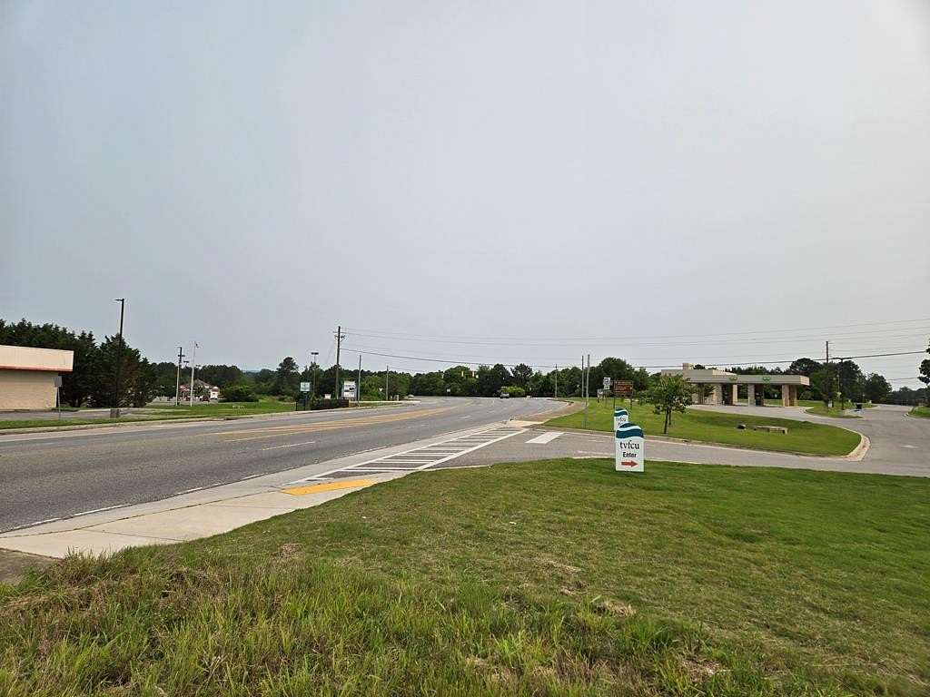 2 Acres of Commercial Land for Sale in Chickamauga, Georgia