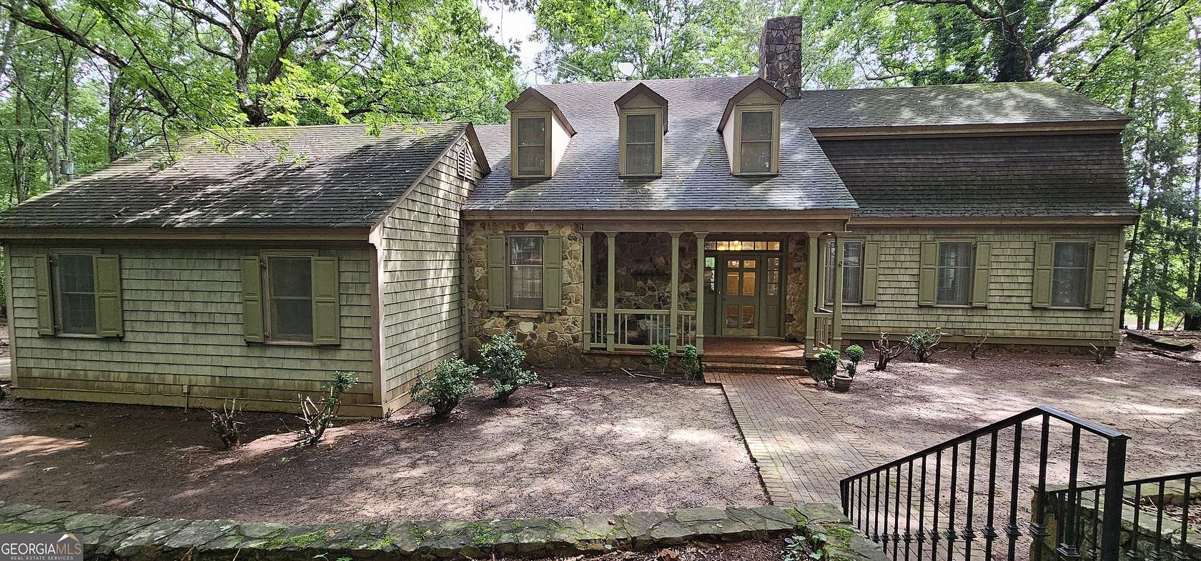 83.3 Acres of Recreational Land with Home for Sale in Griffin, Georgia