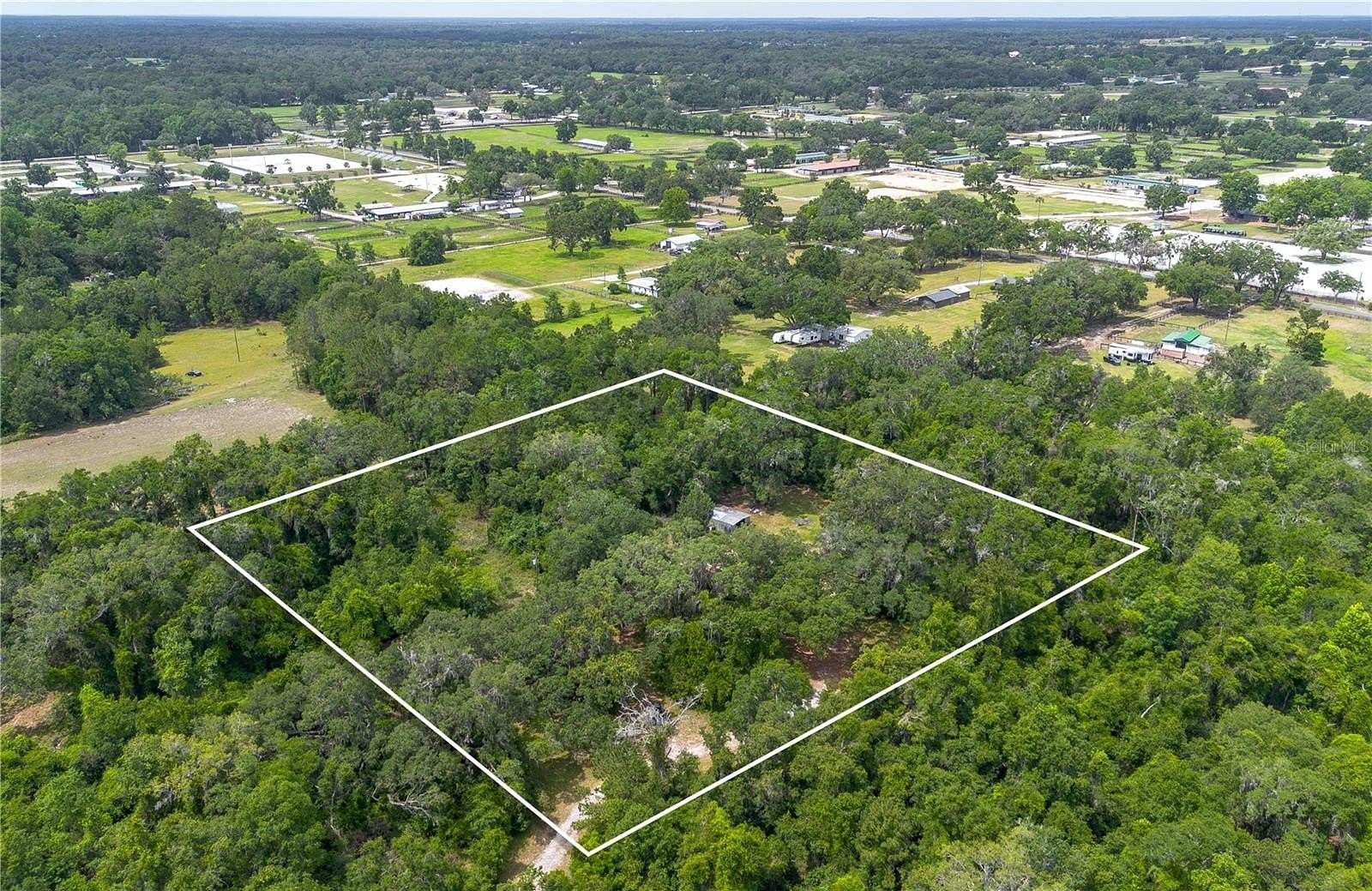 4 Acres of Residential Land with Home for Sale in Ocala, Florida