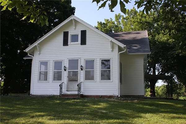 5 Acres of Land with Home for Sale in Warrensburg, Missouri