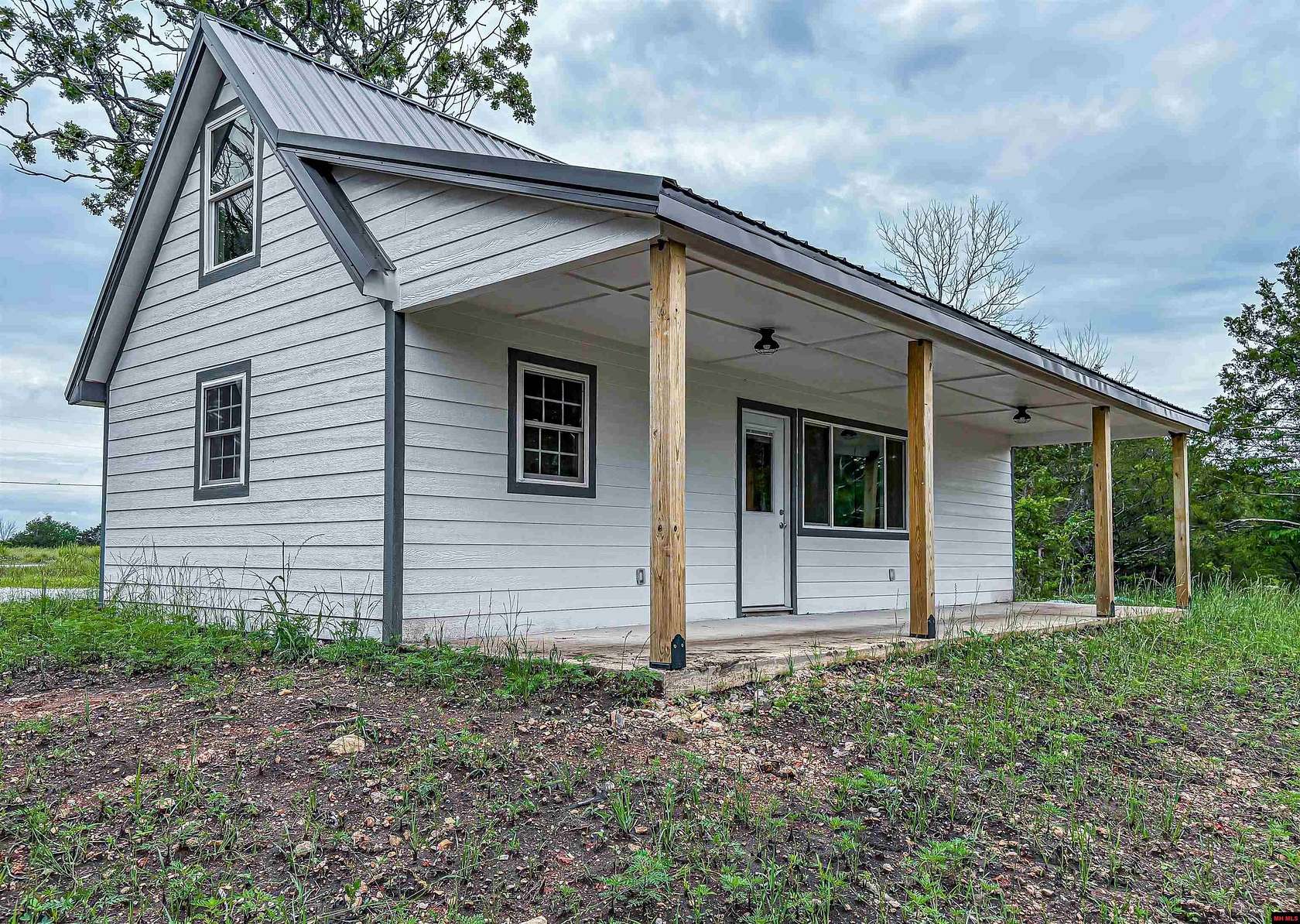 26 Acres of Recreational Land with Home for Sale in Yellville, Arkansas