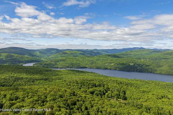 4.32 Acres of Residential Land for Sale in Wawarsing, New York