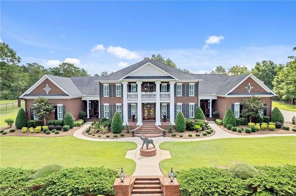 6 Acres of Residential Land with Home for Sale in Saraland, Alabama