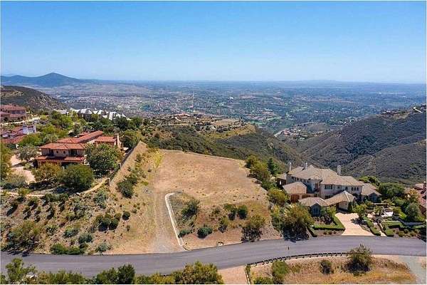 1.55 Acres of Residential Land for Sale in Rancho Santa Fe, California