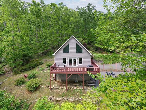 3.66 Acres of Residential Land with Home for Sale in Fairview, North Carolina