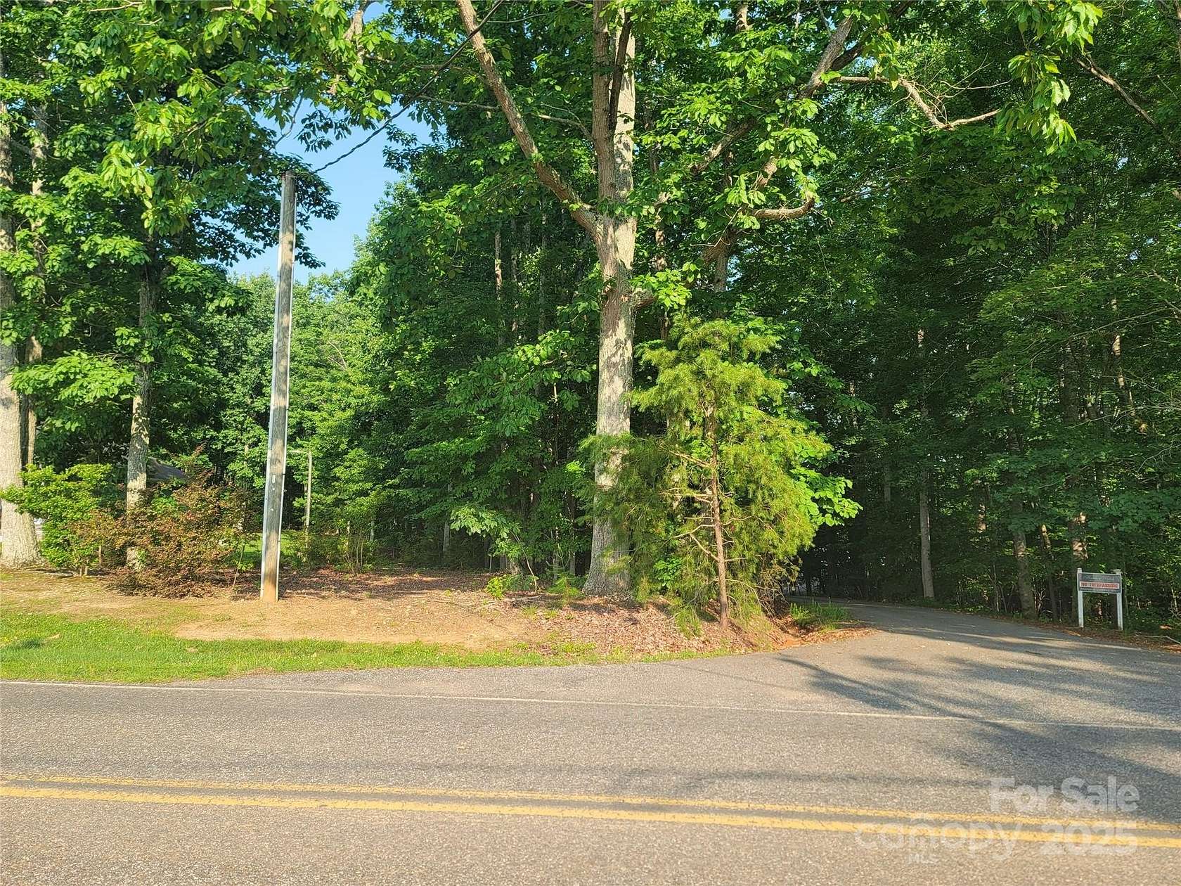 2.28 Acres of Residential Land for Sale in Statesville, North Carolina