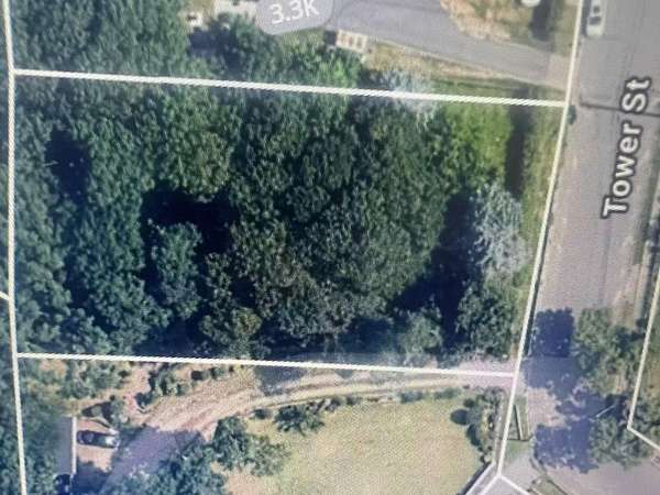 0.45 Acres of Residential Land for Sale in Huntington, New York