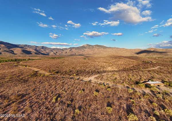 37 Acres of Land for Sale in Vail, Arizona