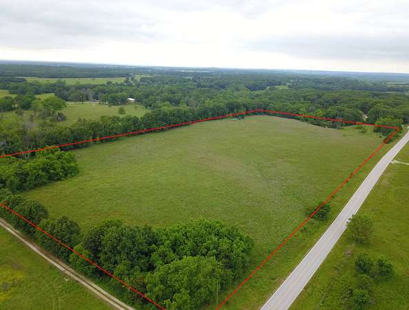 20 Acres of Agricultural Land for Sale in Fair Play, Missouri