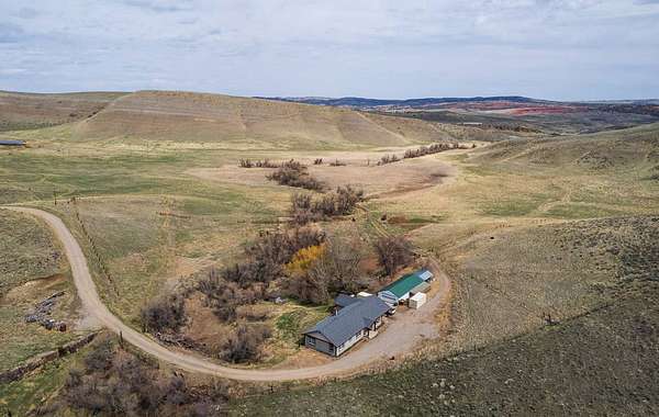 627 Acres of Land with Home for Sale in Lander, Wyoming
