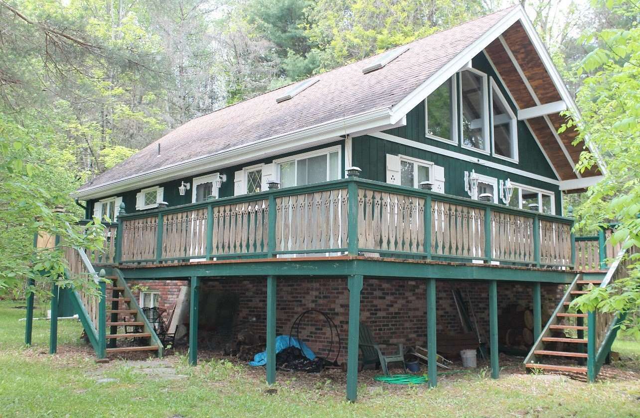 3.18 Acres of Residential Land with Home for Sale in Stamford, New York