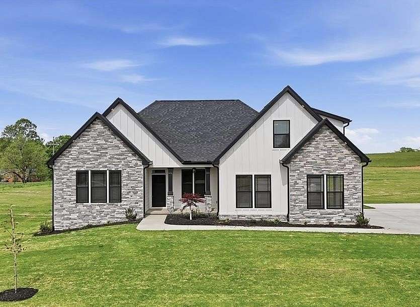 1.5 Acres of Land with Home for Sale in Columbus, North Carolina