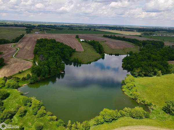 55 Acres of Land with Home for Sale in Pulaski, Iowa