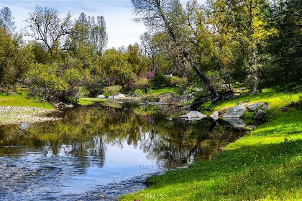 1,888 Acres of Recreational Land & Farm for Sale in Mariposa, California